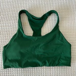 NWOT - Lululemon sports bra, size 6